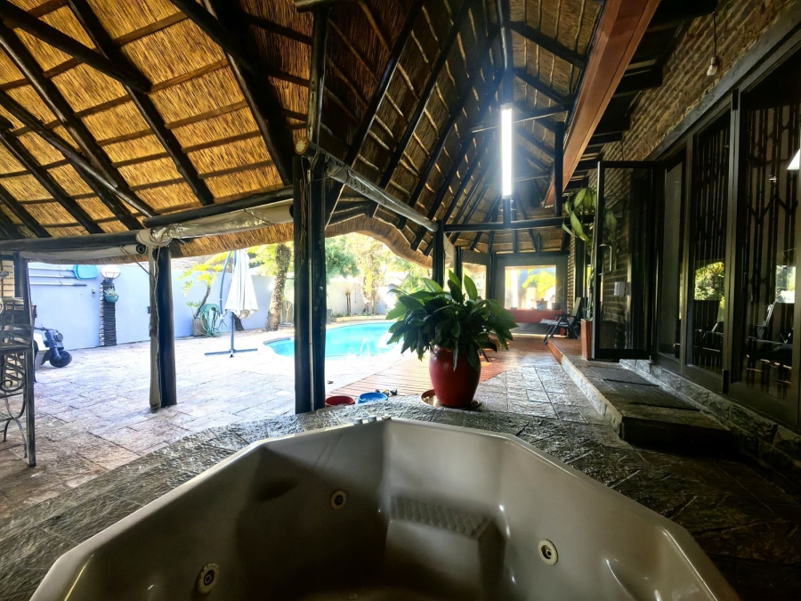 3 Bedroom Property for Sale in Safari Gardens North West